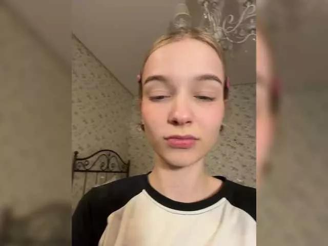 -BabyMia- from BongaCams