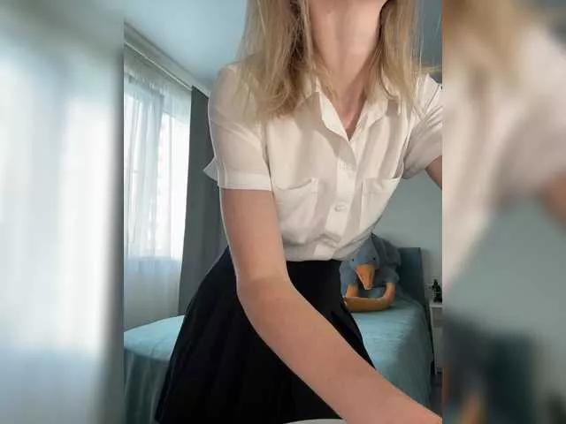 -cutiekitty- webcams show profile image 