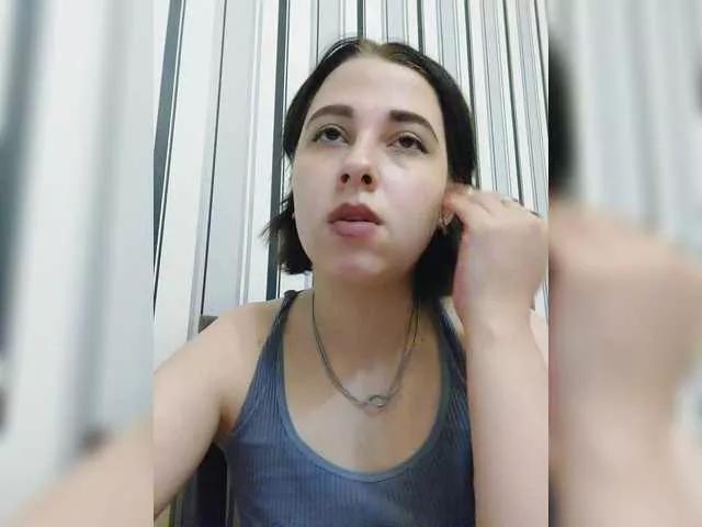 -kisulay- webcams show profile image 