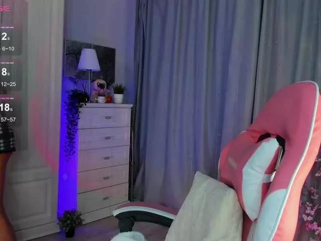 -Lanvin- webcams show profile image 