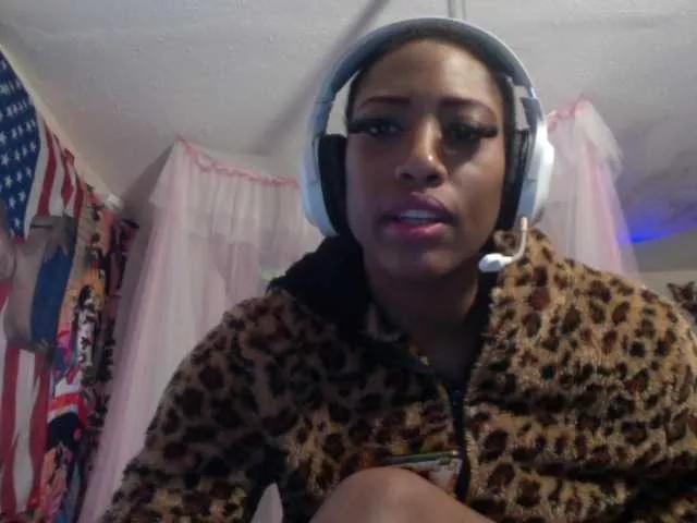 AdviceColumn webcams show profile image 