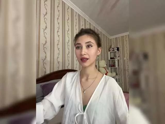 AffiinaLovsx from BongaCams