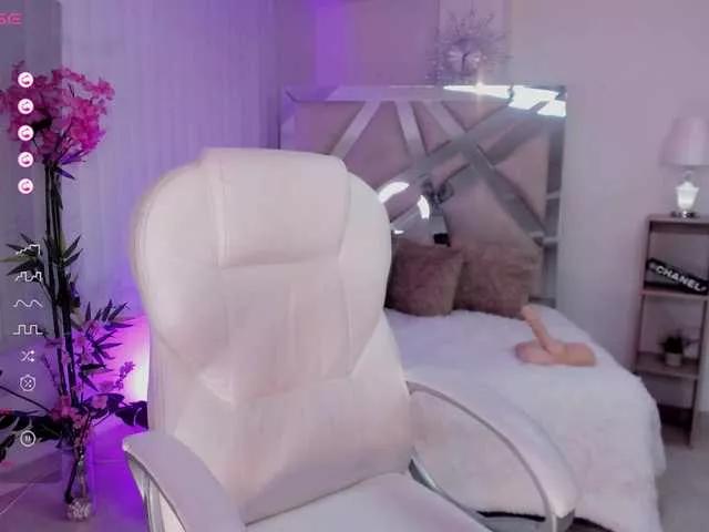 Aida-adams from BongaCams