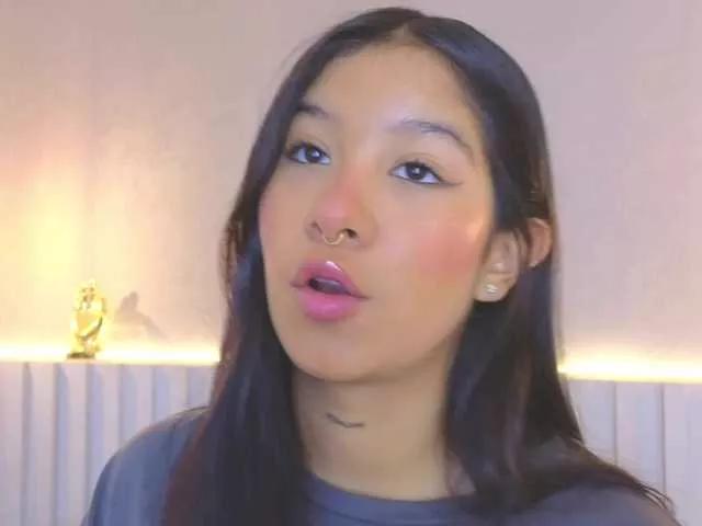 Aida-Moreno from BongaCams