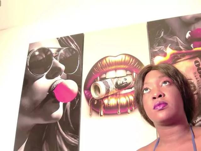 Aidaadams webcams show profile image 