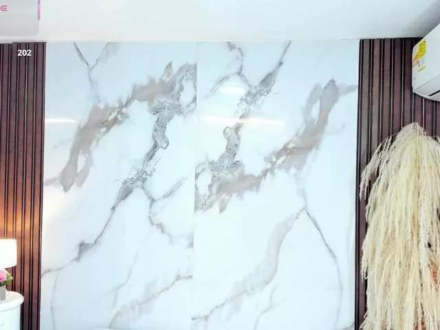 aidaadams from BongaCams