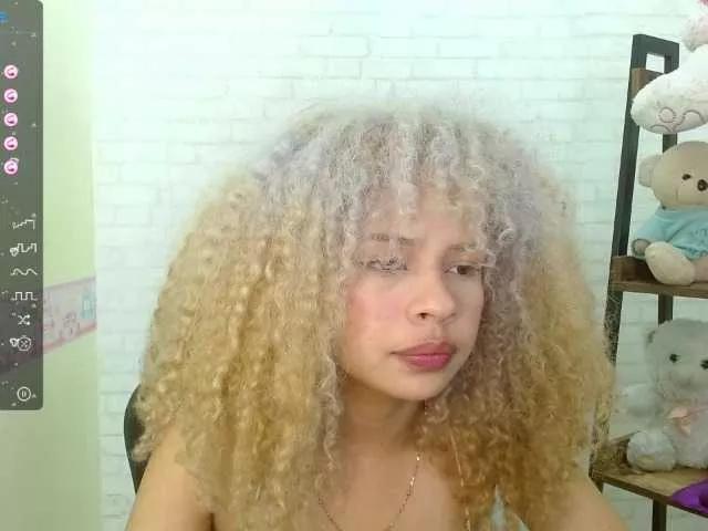 AidaWell from BongaCams