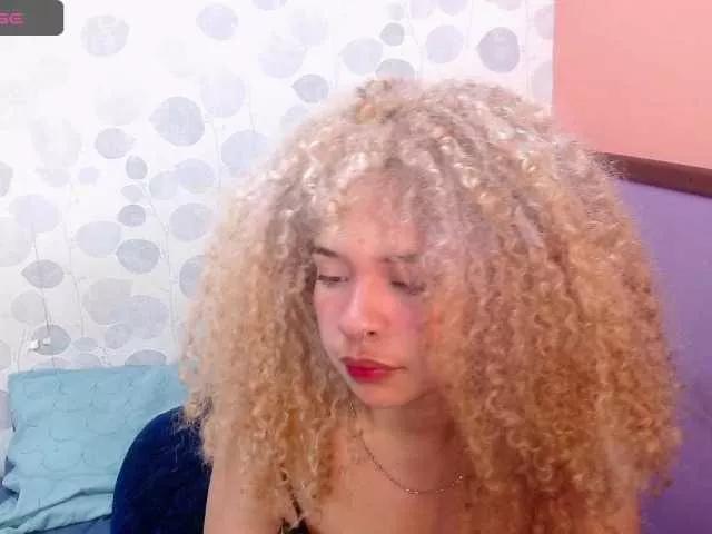 AidaWell from BongaCams