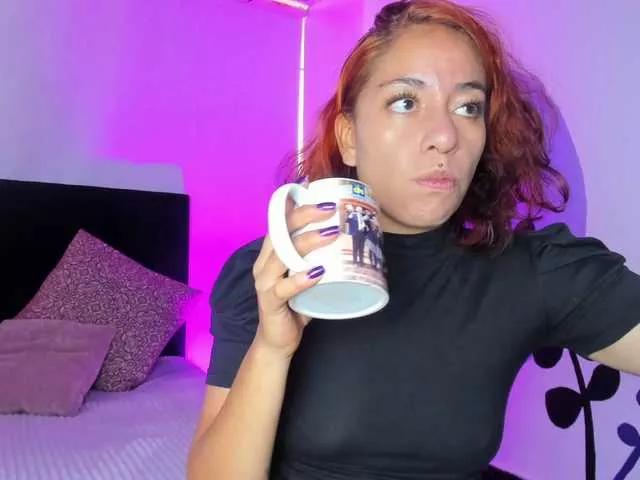 Aishaluna webcams show profile image 