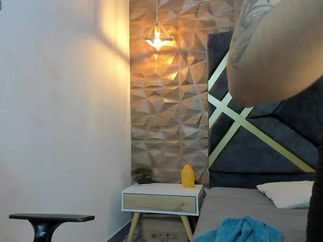 Alahia-Dangelo from BongaCams