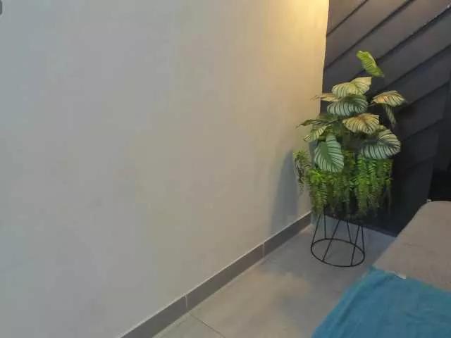 Alahia-Dangelo from BongaCams