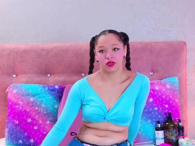 AlahyaPalmer webcams show profile image 