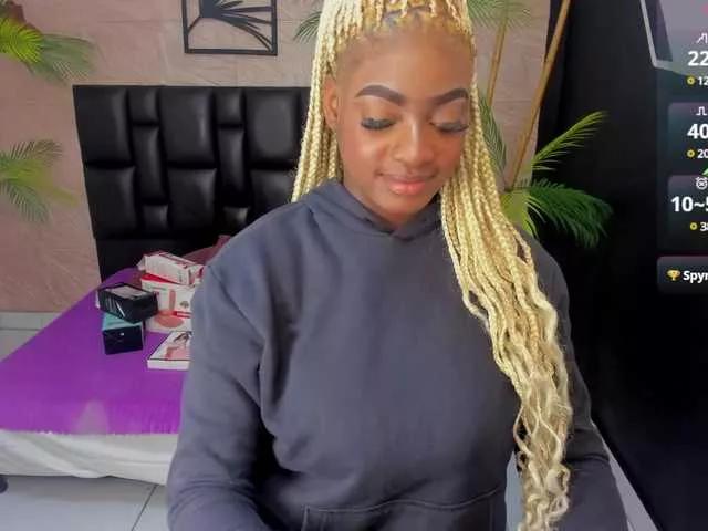 alanabonny from BongaCams