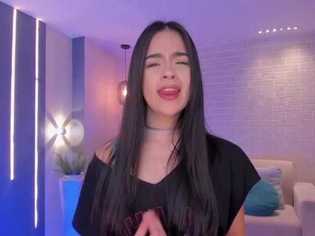 AlanaCraft from BongaCams