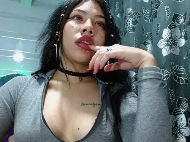 aliiibarrera from BongaCams