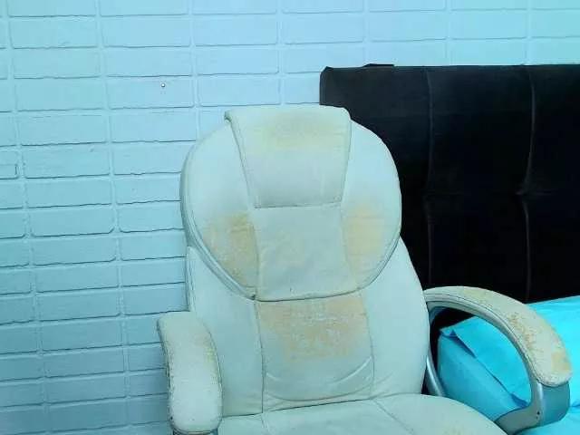 Aliisson-21 from BongaCams