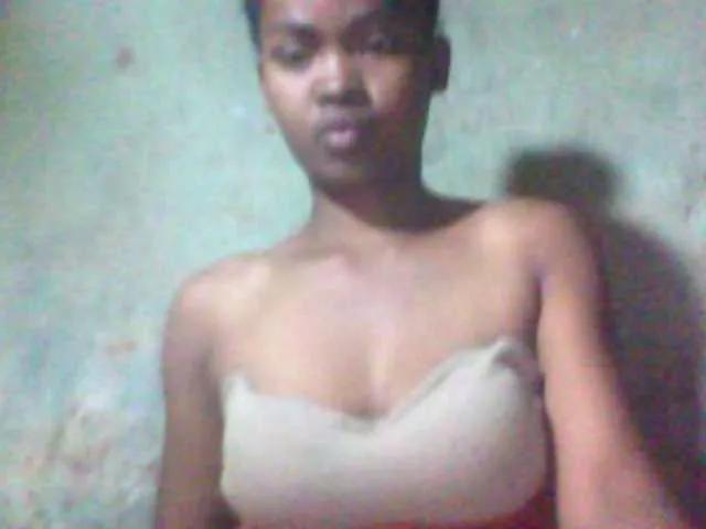 Allycha1 from BongaCams