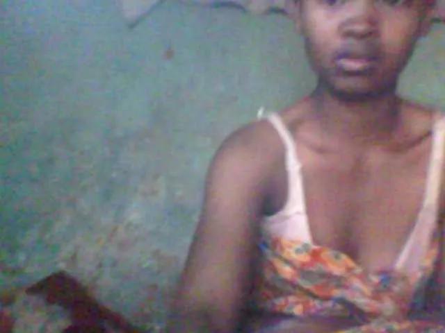 Allycha1 from BongaCams