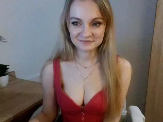 AlmaNatural from BongaCams