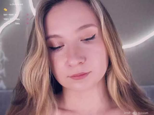 alyyyson from BongaCams