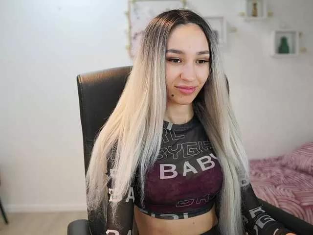 AmaiLiu from BongaCams