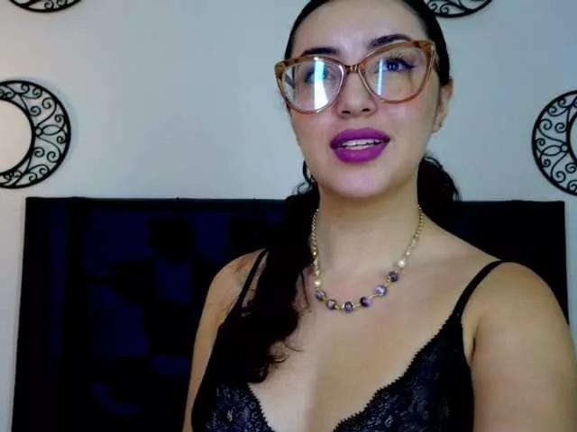AmatistaMk from BongaCams