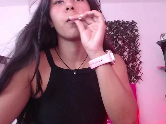 Ambaar from BongaCams