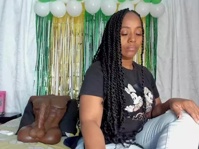 AmbarthSmiith2 from BongaCams