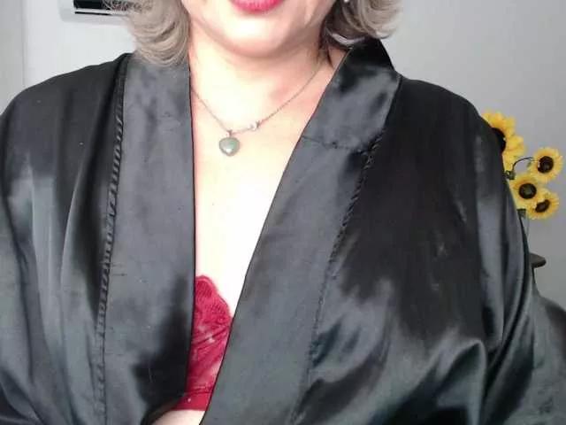 ana-milf from BongaCams