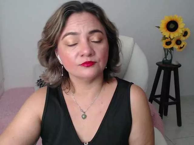 ana-milf from BongaCams