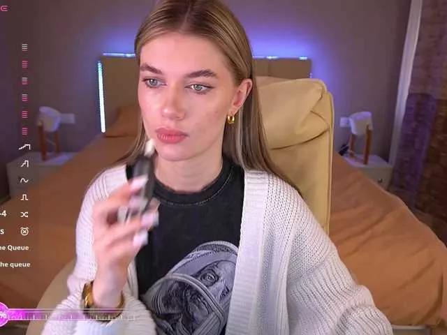 AnacondaOn from BongaCams