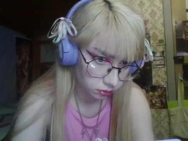 anadewitt from BongaCams