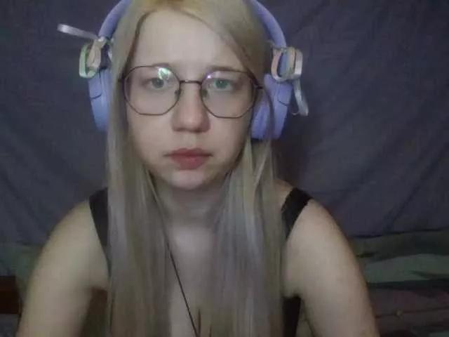 anadewitt from BongaCams