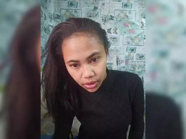 anaiss from BongaCams