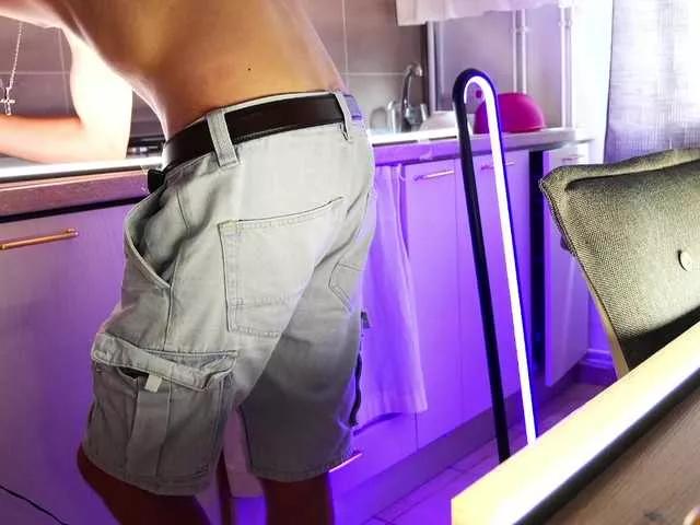 Andrea182 webcams show profile image 
