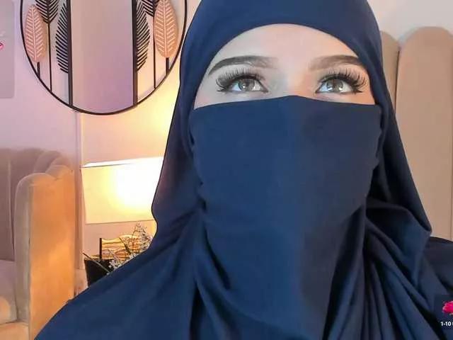 anna-henao from BongaCams