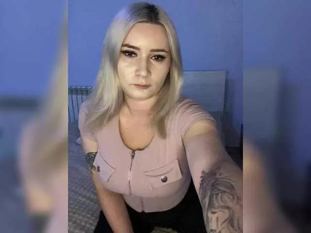 Annet111 from BongaCams