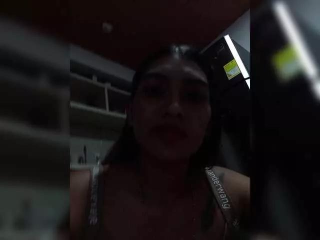 annie-19 from BongaCams