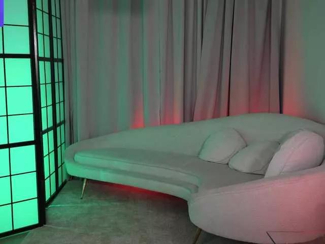 anniehill from BongaCams