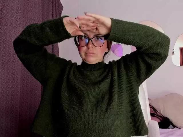 Anniie from BongaCams