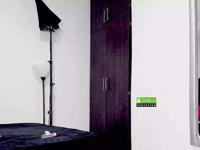 AnnyMars1313 from BongaCams