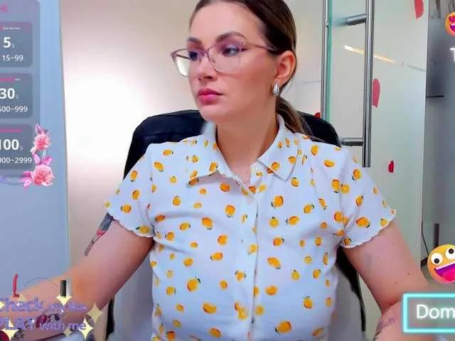 anyarosses from BongaCams