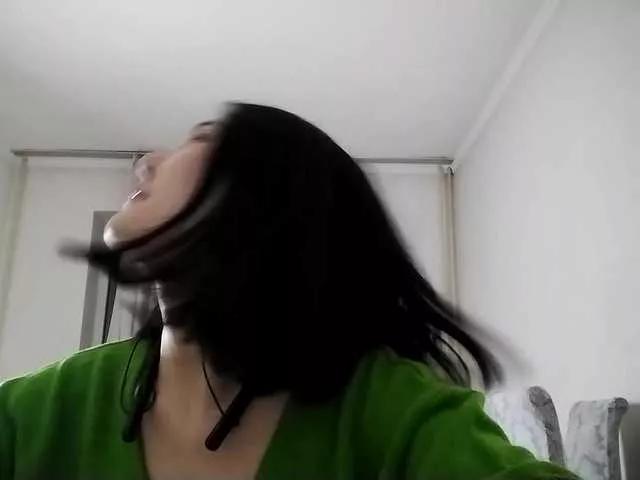 AraPfieffer from BongaCams