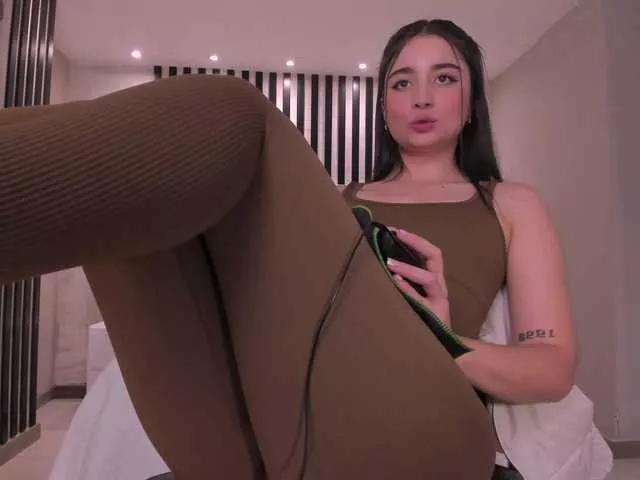 ArianaMonroe from BongaCams