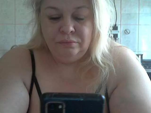 AriannaMilf from BongaCams