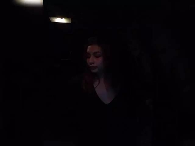 Asshakeee from BongaCams