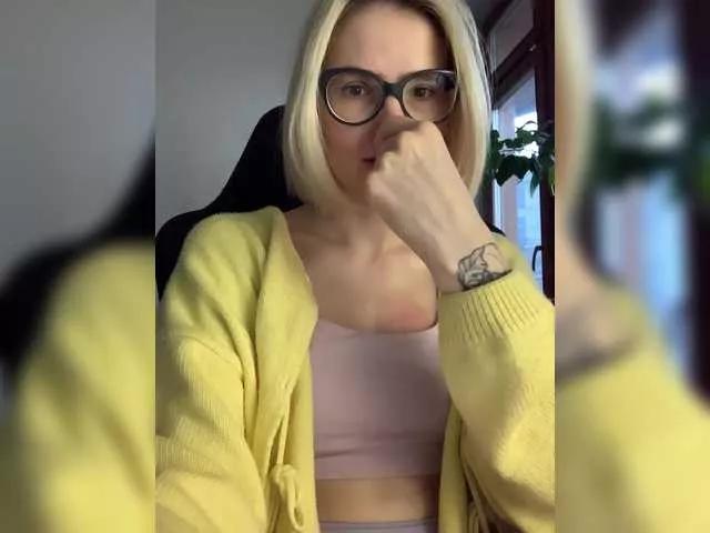 Asya-baby webcams show profile image 