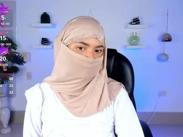 Aura-cuutee from BongaCams