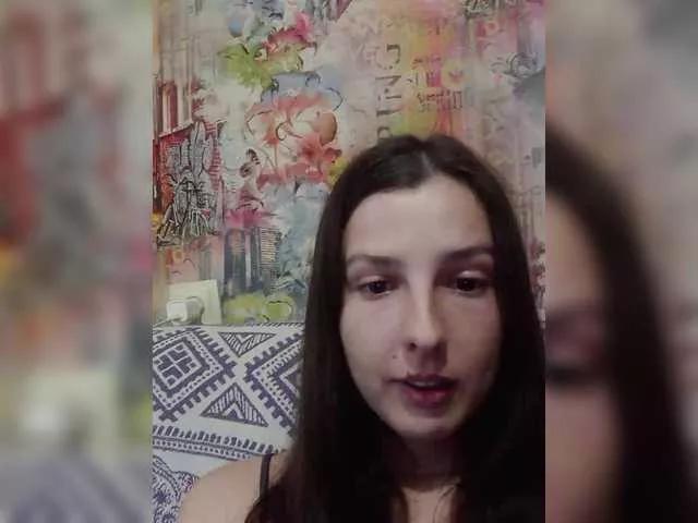 Avrori webcams show profile image 