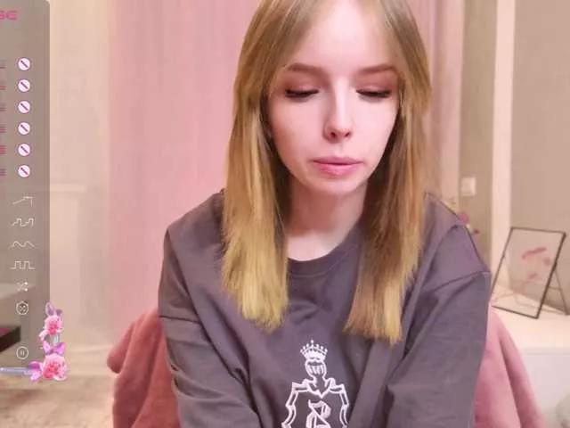 b4by-lol1 from BongaCams